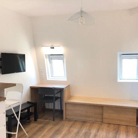 Elegance Haussmanienne, Studio Moderne Et Cosy Париж Екстериор снимка