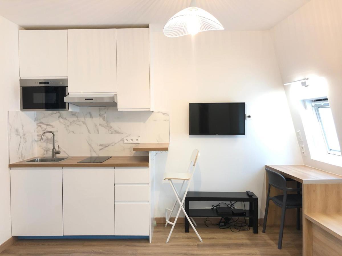 Elegance Haussmanienne, Studio Moderne Et Cosy Париж Екстериор снимка